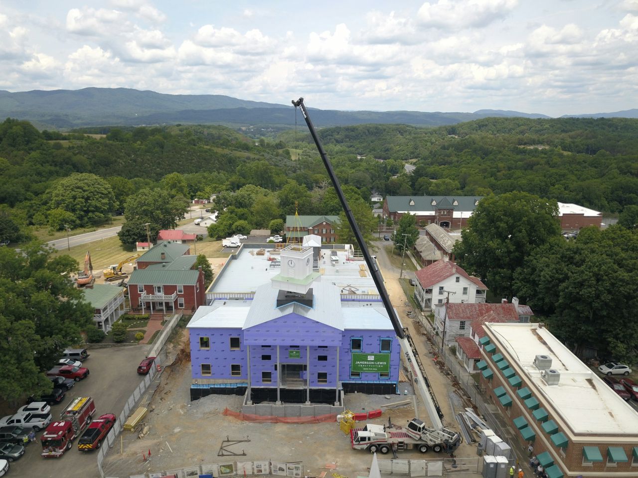 Reaching New Heights: Topping Off Ceremony Marks Major Milestone at the New Botetourt County Circuit Courthouse